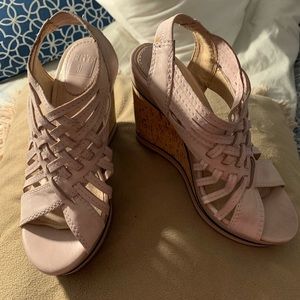 Used Frye pink sandals
